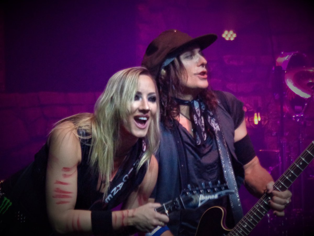 WCFerleman's tweet image. Guitarists @hurricanenita &amp;amp; @RyanRoxie happily shredding away for #AliceCooper!

2019, Melbourne, FLA
@alicecooper 

#ThrowbackThursday 

📸: @WCFerleman