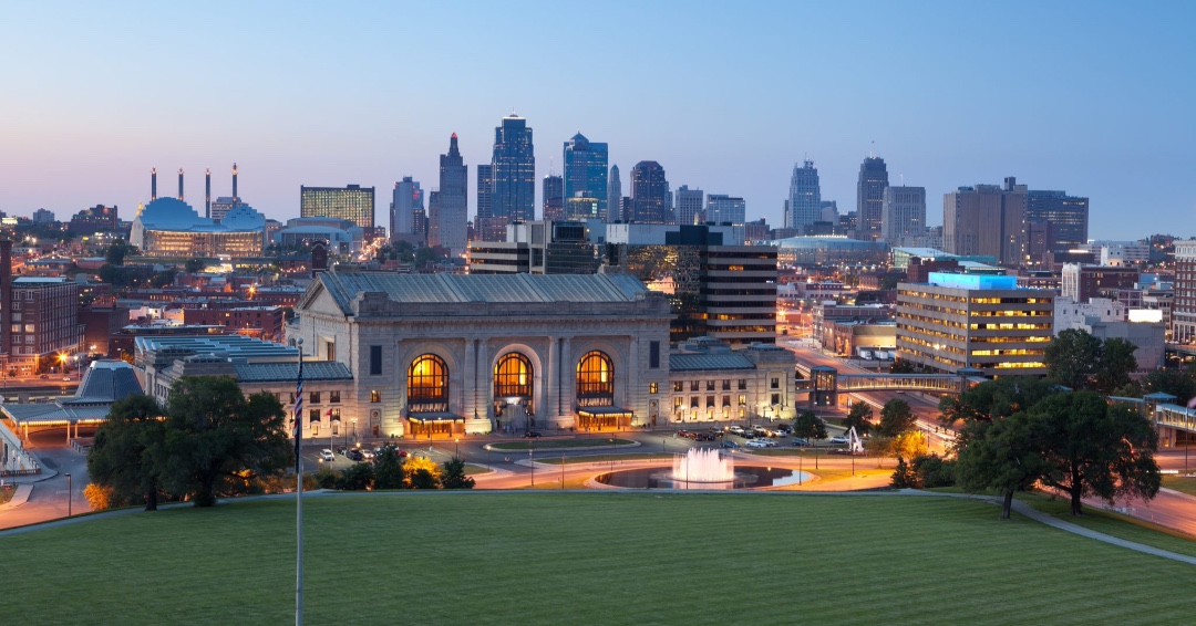 DriveTheNation's tweet photo. Quick Guide to Kansas City, Missouri

https://t.co/kbOrTfWMDm https://t.co/48Q5ncasJd