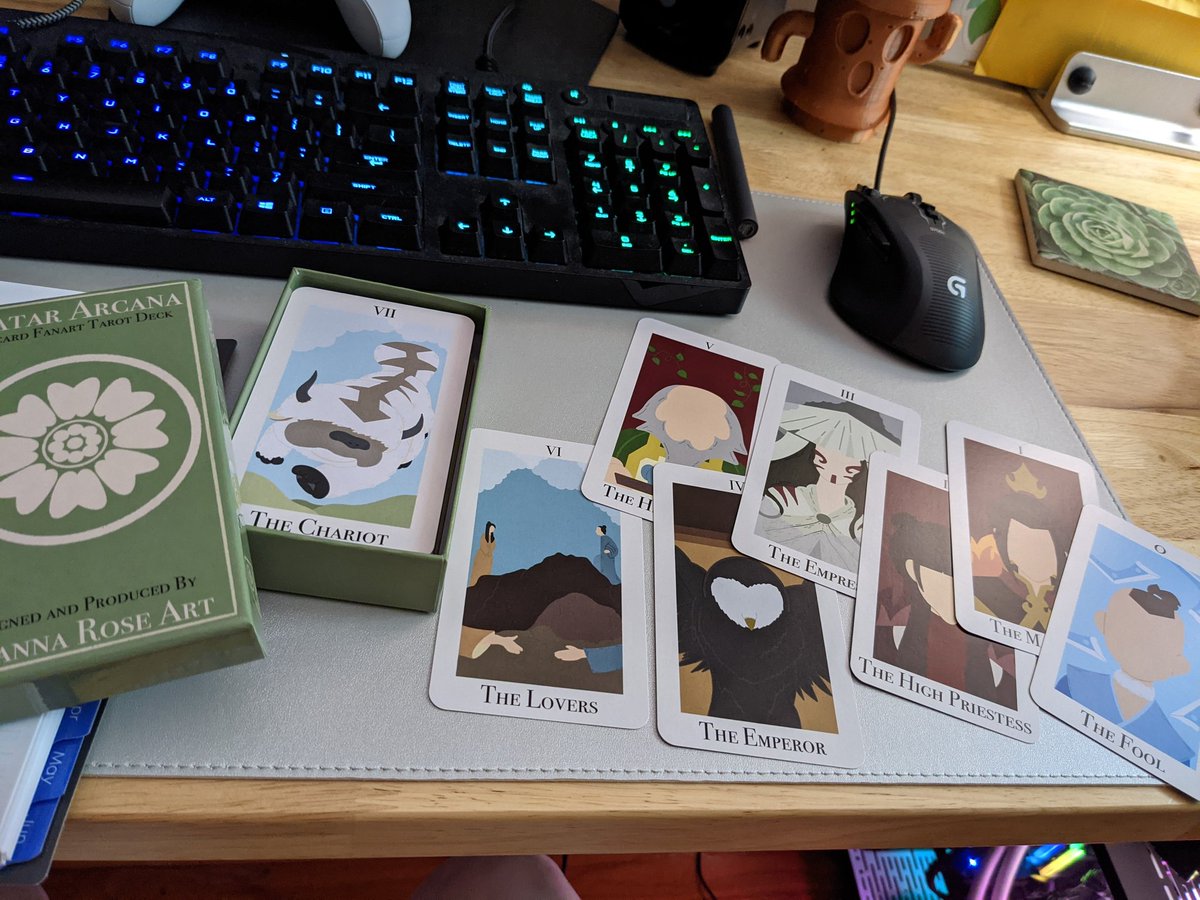 My avatar tarot deck came and I love it 😭 @arirxse