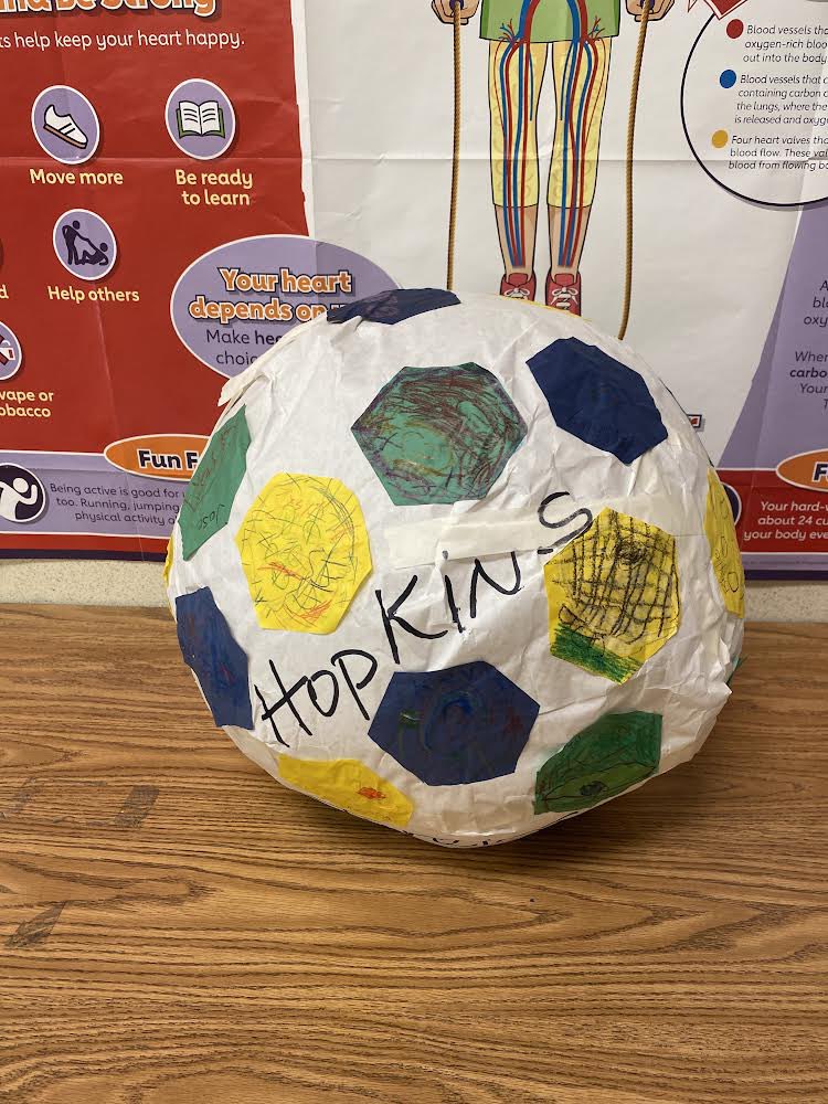 Vines_AISD's tweet photo. This Quarterโs ENVI210N Day Physical Education Project! A paper mache soccer ball #ENVI210N #VinesStrong โฝ๏ธ๐ฅ
๐ https://t.co/CLxT05ZBjK