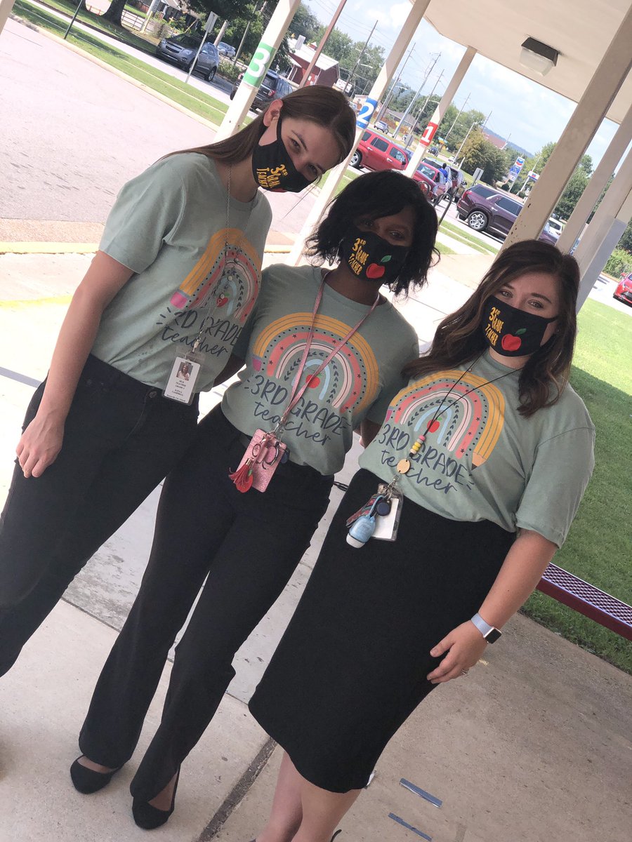 AP_MzScott's tweet photo. This 3rd grade team is Phenomenal!
#MLK #onedreamoneteam @DOCSFIVE https://t.co/vZ5V70qLw4