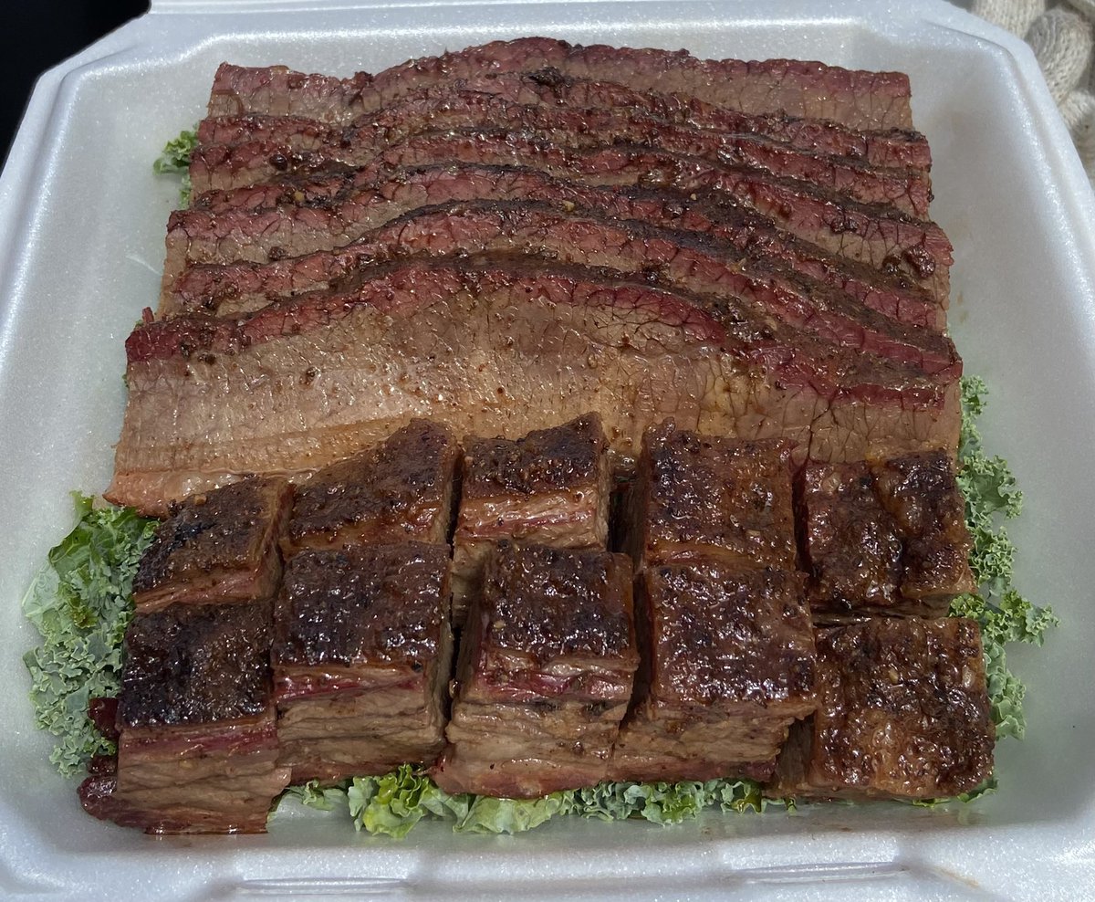 ThisButtsForYou's tweet photo. A little late, but we had a good cook this past weekend with 7th in chicken, 11th in brisket and 4th in sausage. #BBQ #AmericanBarbecueSystem #KCBS https://t.co/Vo5d1J7ips