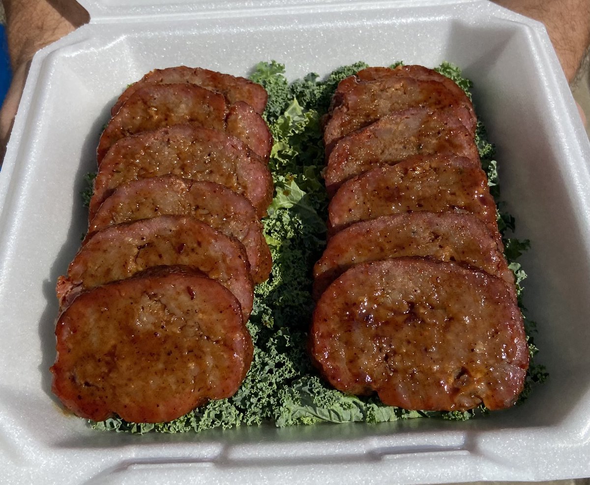 ThisButtsForYou's tweet photo. A little late, but we had a good cook this past weekend with 7th in chicken, 11th in brisket and 4th in sausage. #BBQ #AmericanBarbecueSystem #KCBS https://t.co/Vo5d1J7ips