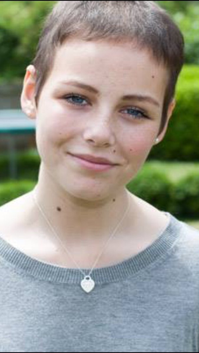 alexeades1's tweet image. Fed up. Lost my daughter to a brain tumour. Trying daily to raise awareness but slowly giving up. Hard struggle C x