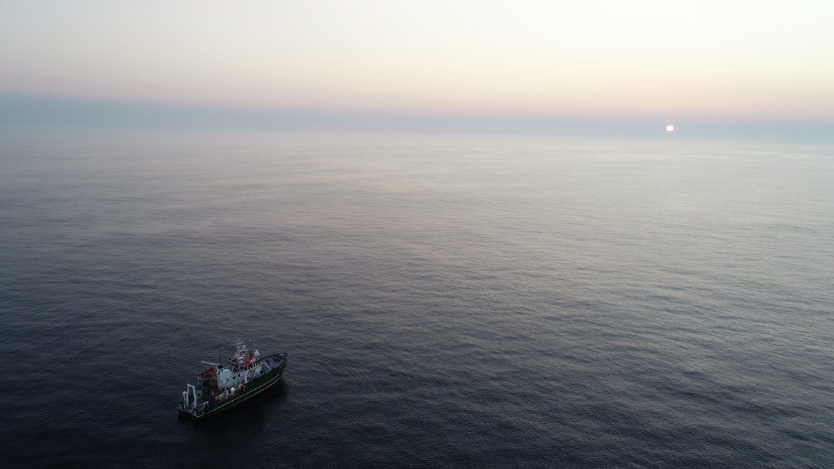 white_jayo's tweet photo. #dronephotography #celticvoyager Off to a good start #cocojel
@RVMarineInst https://t.co/BNgWdfeWgL