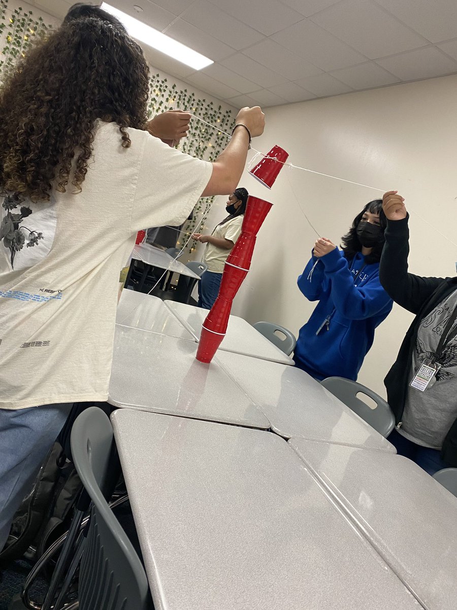 marroyopeterson's tweet photo. Effective communication and strong teamwork are life long skills that everyone needs. Mrs. Wyatt’s Health classes all engaged in a fun activity to teach and strengthen these skills. #qualityfirsttimelearning @MrsC_Wyatt @JerseyVillageHS @jvhsprincipal https://t.co/XFoaLqglb9