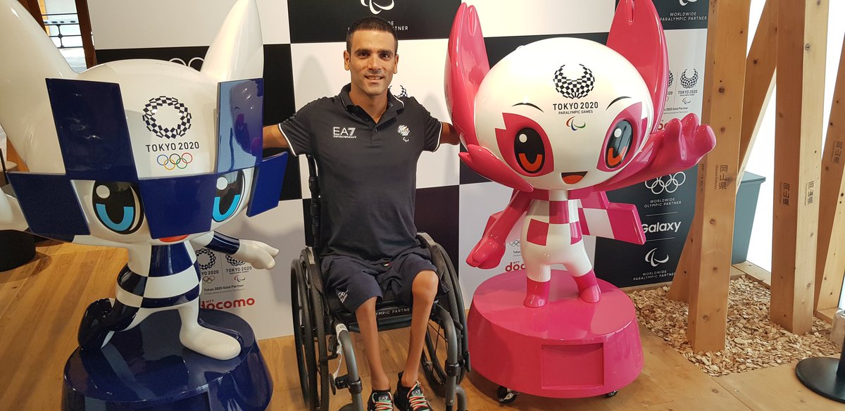 With two new friends ❤💙💚
#samsungtokyo2020