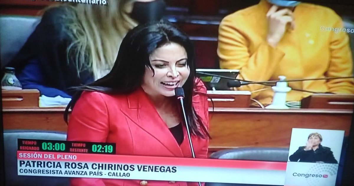 PattyChirinosVe's tweet photo. La mujer peruana no se merece un premier @pcmperu que discursea sobre la defensa de los derechos de la mujer, pero que en privado y lo recuerdo muy bien, las insulta o incluso es capaz de decirle a una mujer viuda, que solo le falta que la violen. Respeto señor Bellido. https://t.co/AMUv8yRgmm