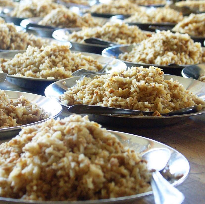 TenfedProject's tweet photo. The food that we and our charity partner pack not only decreases hunger, but it also helps the children thrive and become healthier. 
.
It's made with high quality white rice, soy protein, a blend of 6 dehydrated veggies, and 21 vitamins and minerals.  The food takes ethnic and r https://t.co/DiqbPqOWMM