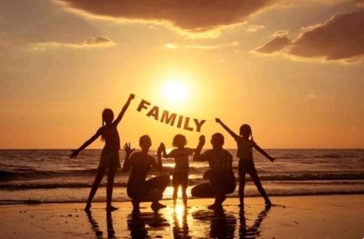 Airen42092539's tweet photo. Es una necesidad imperiosa para la familia cubana la reanudación de #ConsularServicesInCuba , ya no se puede mas con este dolor por la separacion.
#FamiliesBelongTogether https://t.co/E0N3ZxbJjA
