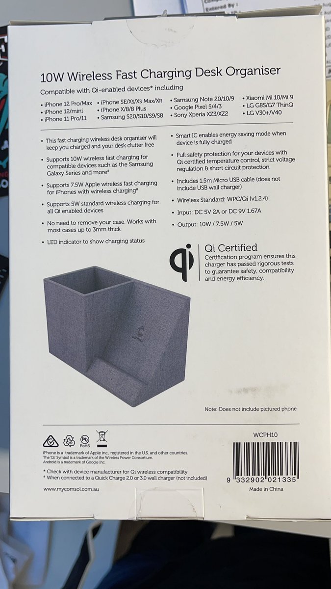 HopkinSkate's tweet photo. @Officeworks you keep replacing it but Comsol is lying to you. This is an iphone 8 charger rebadged as an iPhone 12 charger. It will never work because the new phones are bigger and QI charger is in the wrong place.  @acccgovau https://t.co/yoEV8e5SzQ