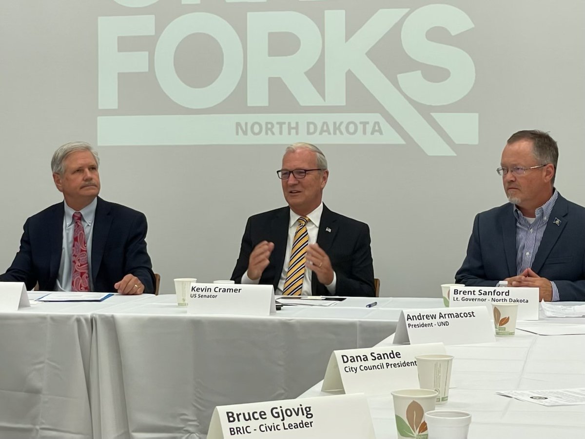 BrentSanfordND's tweet photo. The plan has exciting growth opportunities for GFAFB by bringing other units under its command, plus for partners like @NPUASTS, @GrandSkyND, @UNDAerospace, @GFBRIC and @VantisUAS to support the USAF mission and recommission Block 30 RQ-4 aircraft for Grand Sky-based missions. 2/ https://t.co/QutRILJpr8