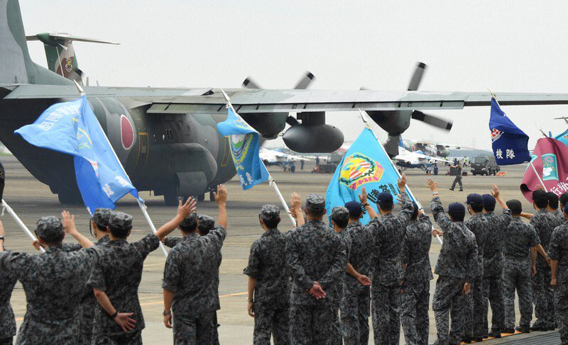 narizou103's tweet photo. 我が国日本の自衛隊がアフガニスタン行くのであればその指揮官でもある防衛大臣岸　信夫も行くべきである。もう弱腰外交はやめろ！ https://t.co/t4n08PtFQt