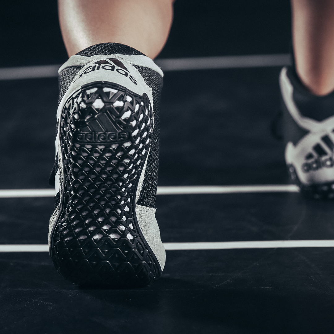 AdidasWrestling's tweet photo. Superior traction and grip with an upper that utilizes mesh and suede for a softer, premium feel. Grab the NEW Mat Wizard 5 today at: https://t.co/7uMSuqK4jA
#wrestling #matwizard #wrestlingshoes https://t.co/d46zuNwsaW