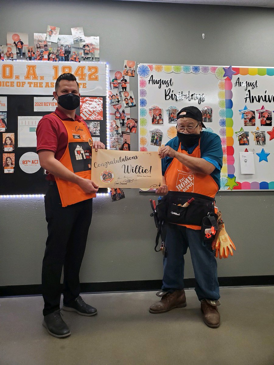 It’s really nice to see Willie celebrating his 29th Home Depot Anniversary!  Thank You Willie for your dedication! #THEBANK1842