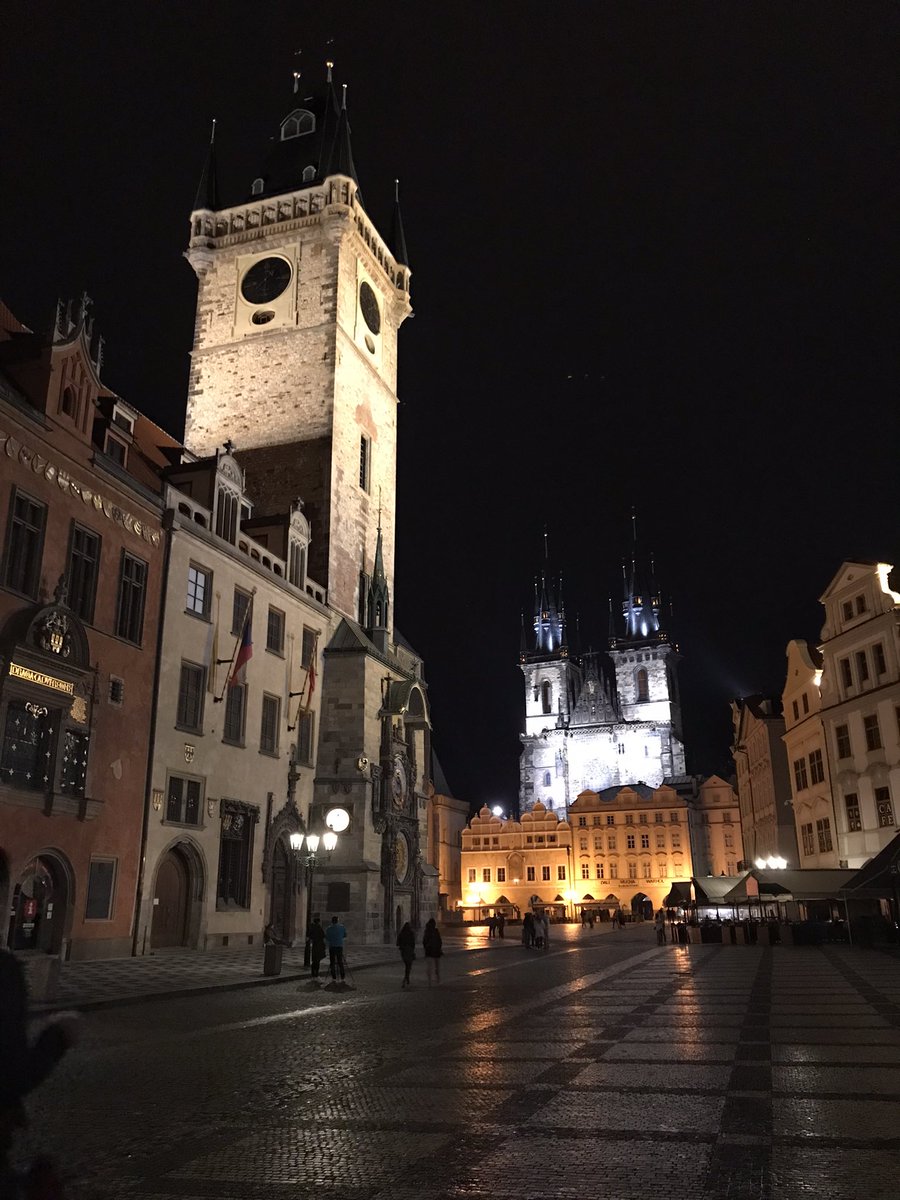 MikeShaw2021's tweet photo. Goodnight from #Prague 
#Praha #CzechRepublic https://t.co/f8bLOiA99m