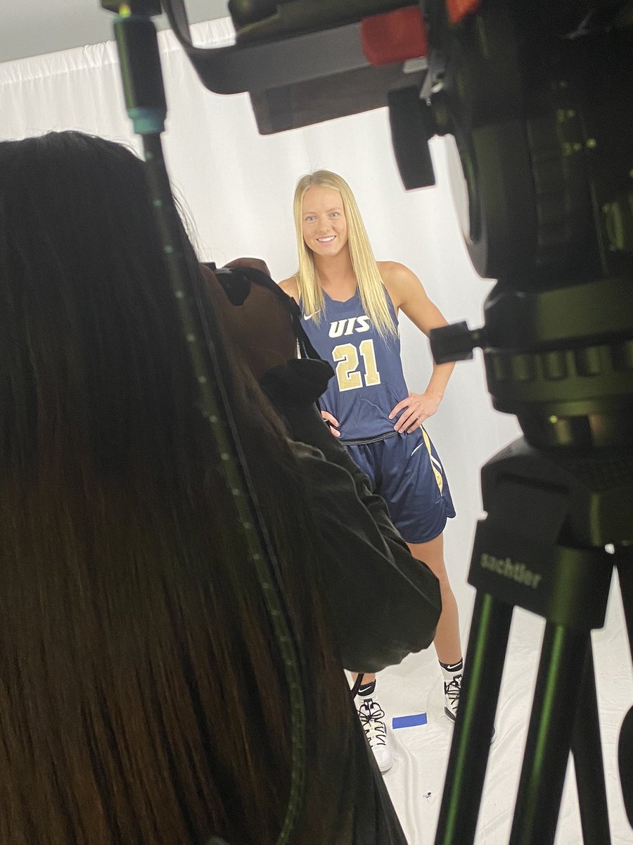 UISWBB's tweet photo. “Behind The Scenes” of Media Day (Round 1) https://t.co/H2dE7LYnqR