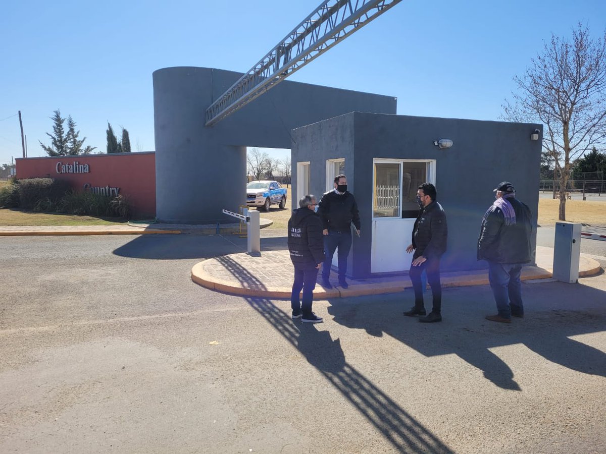 #Seguimos en los #operativos de la lucha contra las #cooperativas y empresas que tienen #personal en #negro, realizamos #inspecciones y relevamientos en RIO 4 <a href="/riocuarto_news/">Noticias Río Cuarto</a> @DiarioRioCuarto
<a href="/DelegacionRioIV/">Centro Cívico Río Cuarto</a> <a href="/gobderiocuarto/">Gobierno de Río Cuarto</a>
S.U.V.I.C.O

<a href="/GustavoPedrOk/">Gustavo Pedrocca</a> <a href="/hectorrodi/">Héctor Rodríguez Díaz</a>