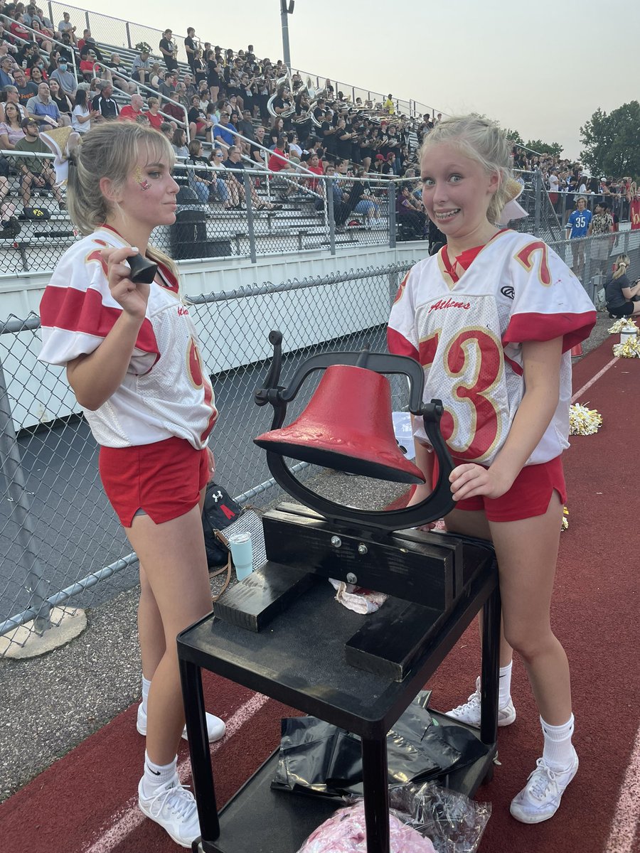 When we score so many touchdowns that Jenny bell breaks after 20 years. 

Athens: 30
Pontiac: 0

7:05 left in the 2nd quarter. 

@athens_boosters @TheHawksNest20 @football_athens @Athens_Bands @MIPrepZone https://t.co/5adTSM8MAI