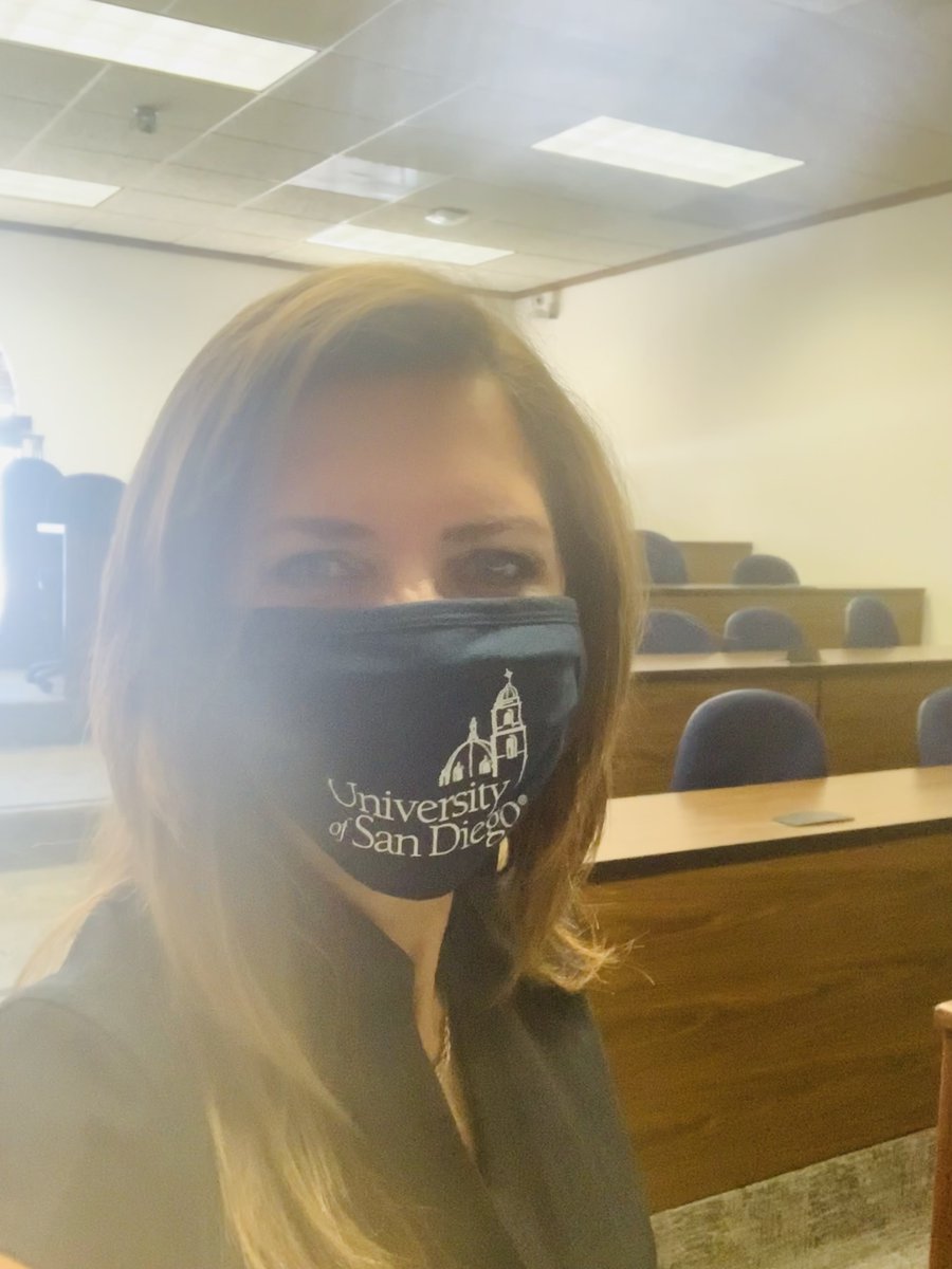 So excited to start teaching #Negotiation at University of San Diego School of Law. Negotiation is an essential part of life and developing effective negotiation skills is critical, particularly for future lawyers. #USD #TheMaskedProfessor