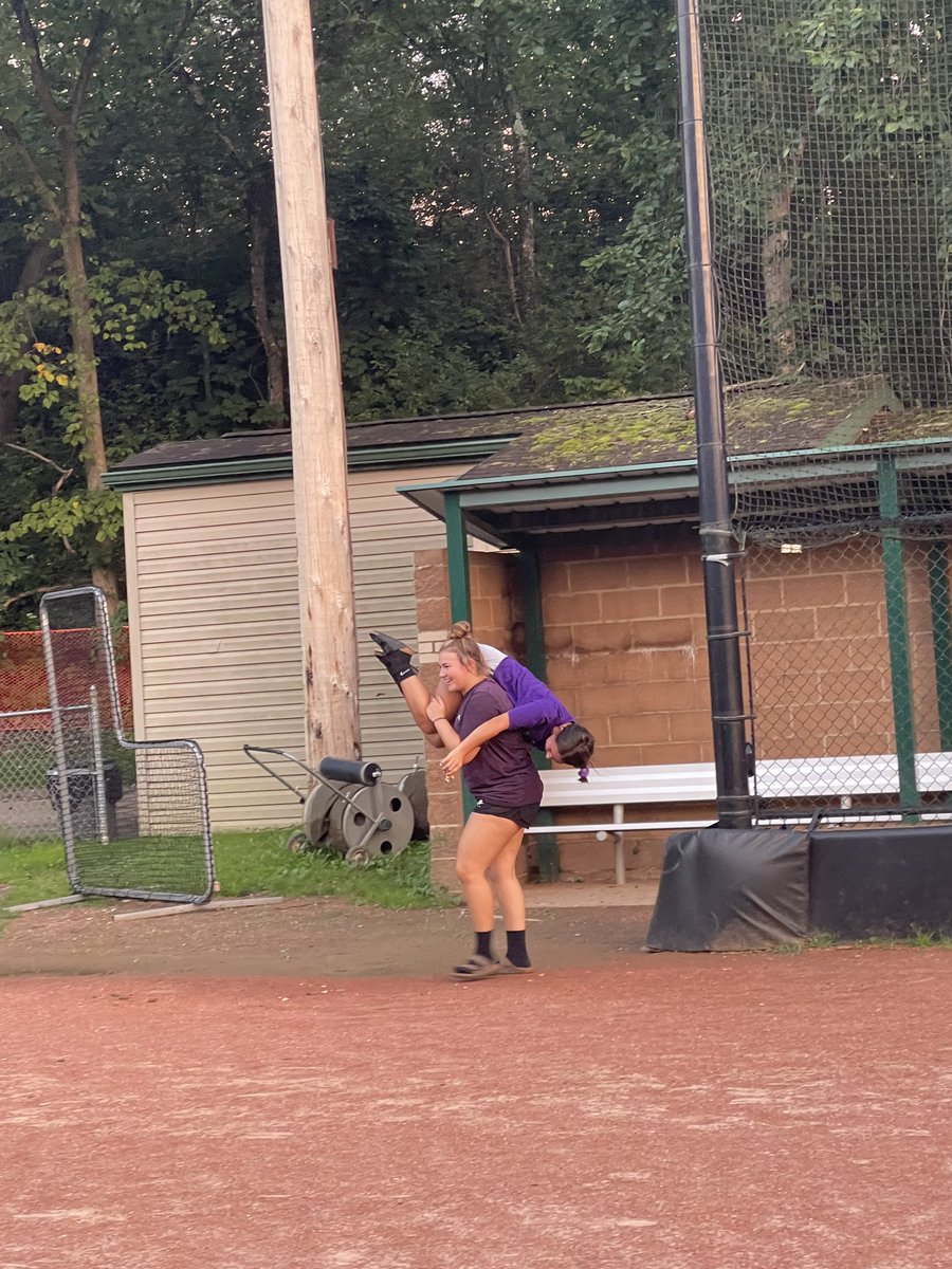 theme week to start off the season!!!! stay tuned for the game schedule #softballszn