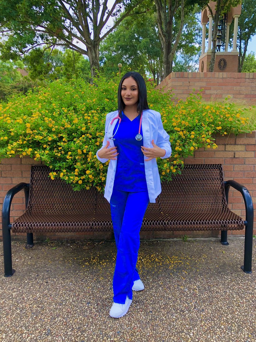 added a new coat to the collection 👩‍⚕️🩺

#whitecoatceremony