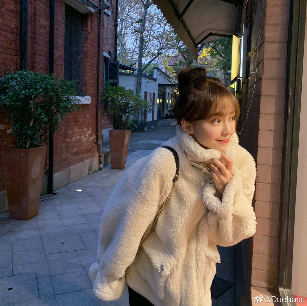 Toebeansgmg's tweet photo. 今のアイコンのチーチーちゃん🐇🐇
強めの女の子も大好きだけど目の奥がキラキラしてる女の子も大好き🌙
守りたくなる系のお顔してるけど165cmの43kgでどの系統にもなれるのが強い。 https://t.co/jG1iOU9xP0