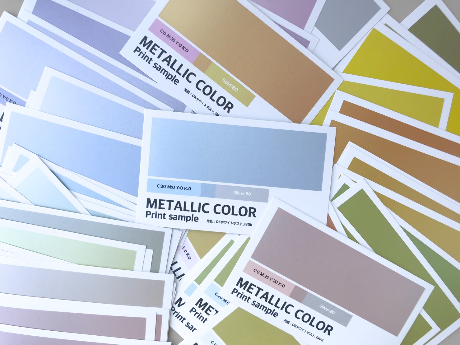 MARKS　ゴールド&シルバー色葉のメタリック仕上げの装飾品　未使用　早い者勝ち MARKS ゴールド&シルバー色葉のメタリック仕上げの装飾品 未使用 早い