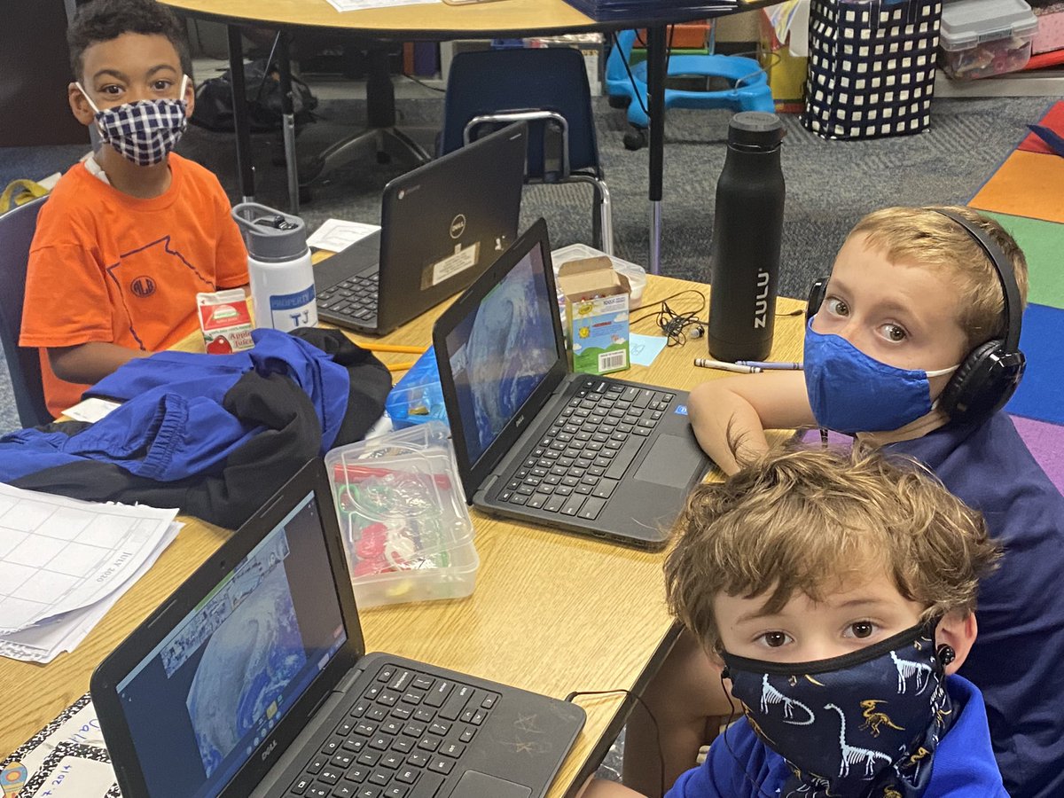 ALBurrussEle's tweet photo. Second grade students learned how important our sun is to our planet.    They took a virtual field trip with Casey Wilson who is an ambassador for the Georgia Outreach Team for space. It was a “sun”sational event. #BurrussUnited @jillian829 @galpin_chris @MariettaCitySch https://t.co/TIbvdj6hzx