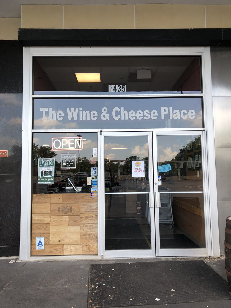 blackbearcider's tweet photo. BREAKING NEWS!!!
Now available at The Wine & Cheese Place in Clayton! Just in time for the weekend! 🍎
@wineandcheeseplace #cider #pickcider #mogrown #stlmade #mocider #drinkmocider https://t.co/pAtkIL3AhX