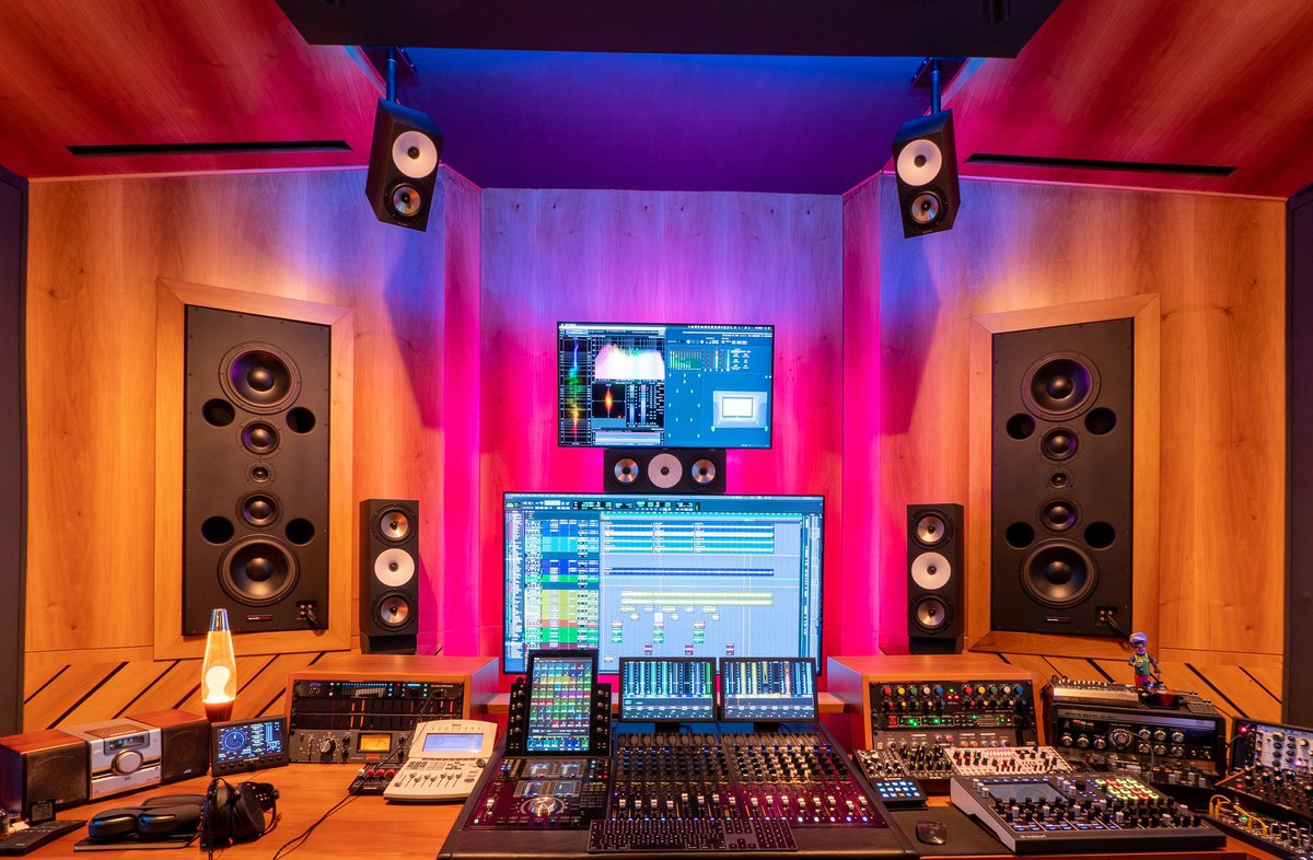 HarmonyShift's tweet image. 🎚@pinaxa Pinaxa #Studio adopts #Amphion to become the First Dolby Atmos-Certified Room in Italy – 🇮🇹🎧▶️ bit.ly/3zl9Yla | @amphion_fi #tech #music #recording