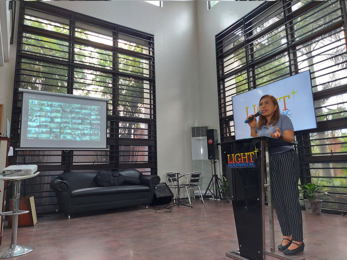 LIGHT_MFI's tweet image. ATM: Inspirational Message by Executive Director, Concepcion Diana.

&quot;We are so focused on strategies, that we fail to see the boundaries. If there were no boundaries set, the world will be so chaotic.&quot;

#UpskillingReskilling #LearnwithLIGHT