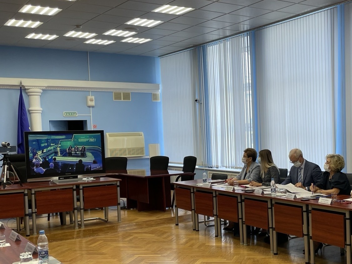#прямосейчас #Тольятти принимает участие в августовской конференции работников образования Самарской области. Традиционно накануне Дня знаний педагоги губернии подводят итоги и определяют задачи отрасли на новый учебный год. <a href="/Togliatti063/">Администрация г.о. Тольятти</a> <a href="/bannova_ue/">Баннова Юлия</a> <a href="/Lebedeva_Lar/">Lebedeva Larisa</a>