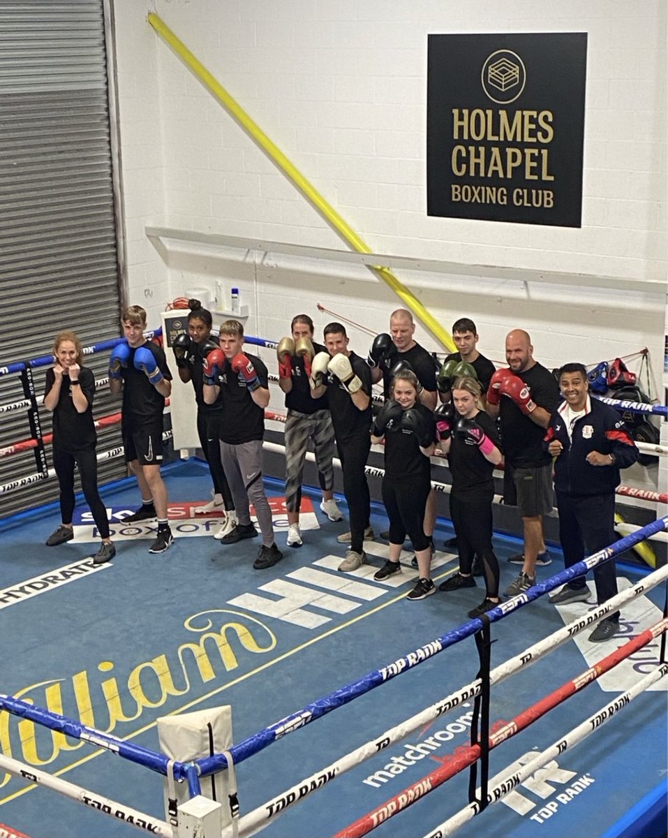BoxingAwards's tweet image. #HolmesChapelBoxingClub delivering #BoxingTutorCourse the passion for developing boxing in their local communities was very clear. #boxinginthecommunity #boxingdevelopment #boxingprogramme ⁦@England_Boxing⁩ ⁦@_UKCoaching⁩ ⁦@Sport_England⁩ ⁦@gbboxing⁩