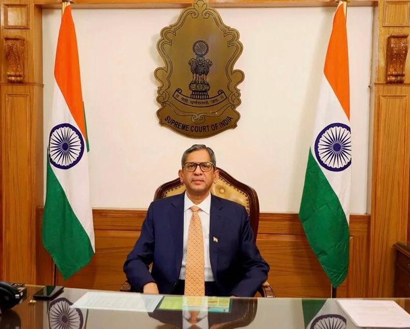 Pallasrinivas4u's tweet photo. Warm birthday greetings to the Telugu Pride, Hon’ Chief Justice of India Shri N. V. Ramana garu.
#CJI #NVRamana https://t.co/INO25MAGzO