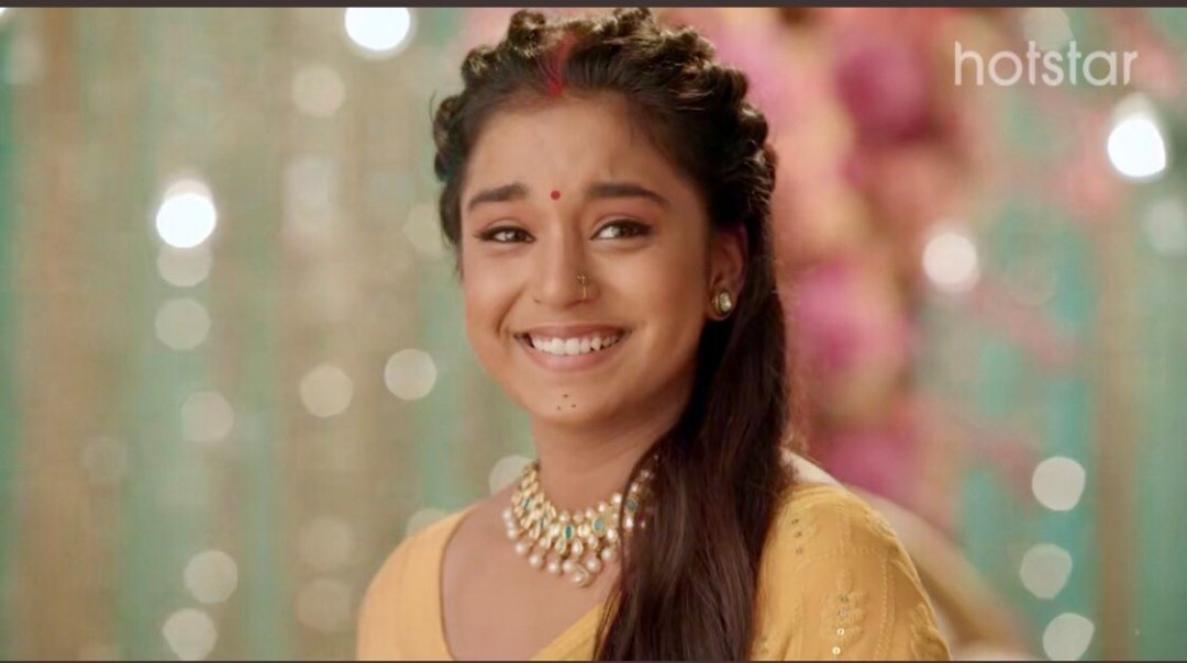 Malav_Tanu's tweet photo. Inki chehre ki khushi, aankho me chamak, dil ka sukoon, pyari si hsi sb bayaan kr rha he, kitne khush h ye dono❤️
"Chlo ab hs do, hasoo" aww his care for her Jhalli is so cute 🥰😍
Beautiful moments 🥰 nazar na lge #Adilie ko
#Imlie https://t.co/d5CerWb6y9