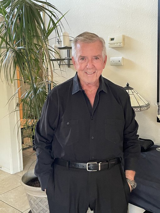 Off to the theater! Video at https://t.co/Euc7IkLZfE  #gayactor #gaymodel #daddy #papi #maduro #LGBT<a href="/tag/lgbt"class="tags"><span>#lgbt</span></a><a href="/tag/daddy"class="tags"><span>#daddy</span></a><a href="/tag/gaypride"class="tags"><span>#gaypride</span></a><a href="/tag/papi"class="tags"><span>#papi</span></a><a href="/tag/dilf"class="tags"><span>#dilf</span></a><a href="/tag/silverfox"class="tags"><span>#silverfox</span></a>
