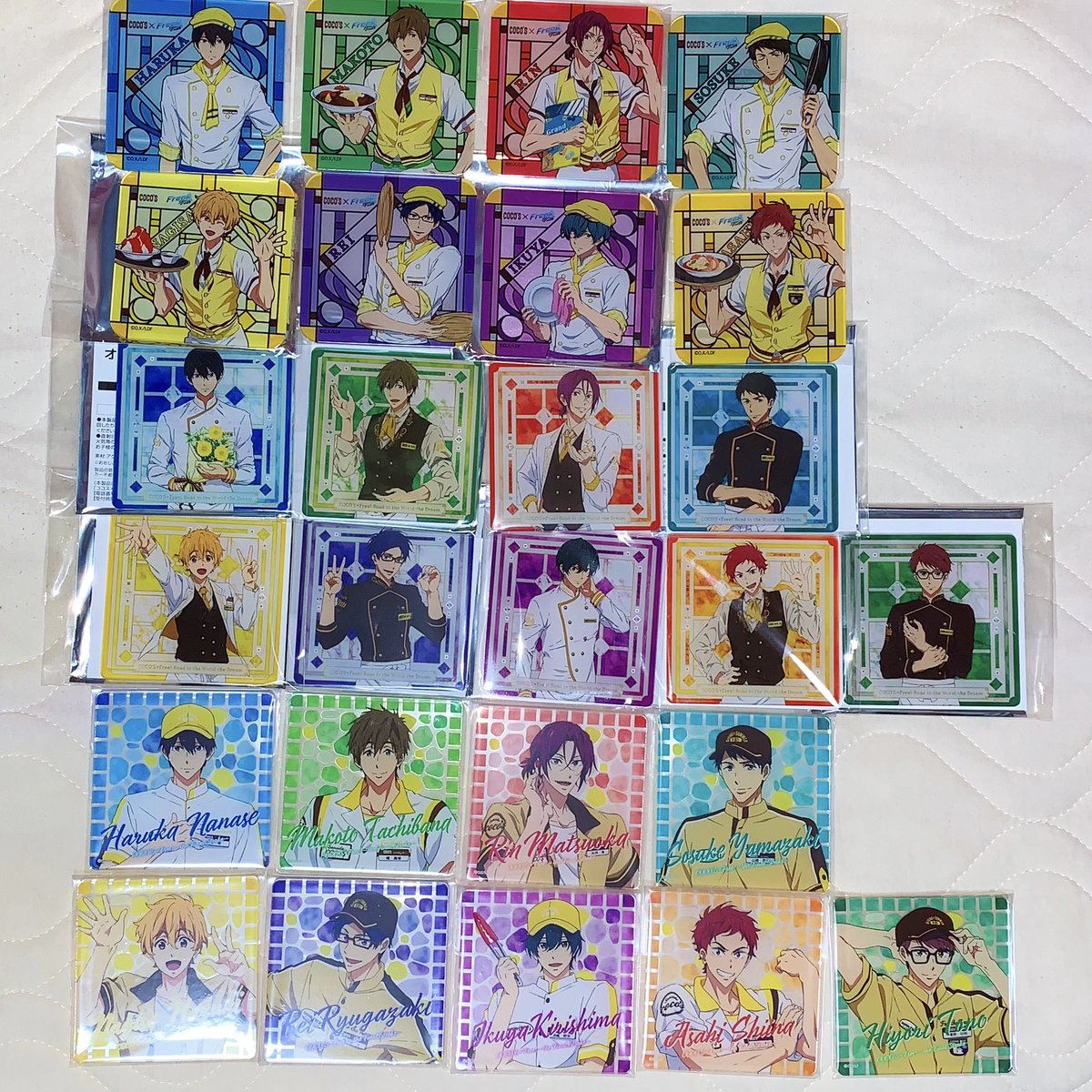 歴代のFree!ココスアクリルコースターコンプしてた…！ 最初のやつ
