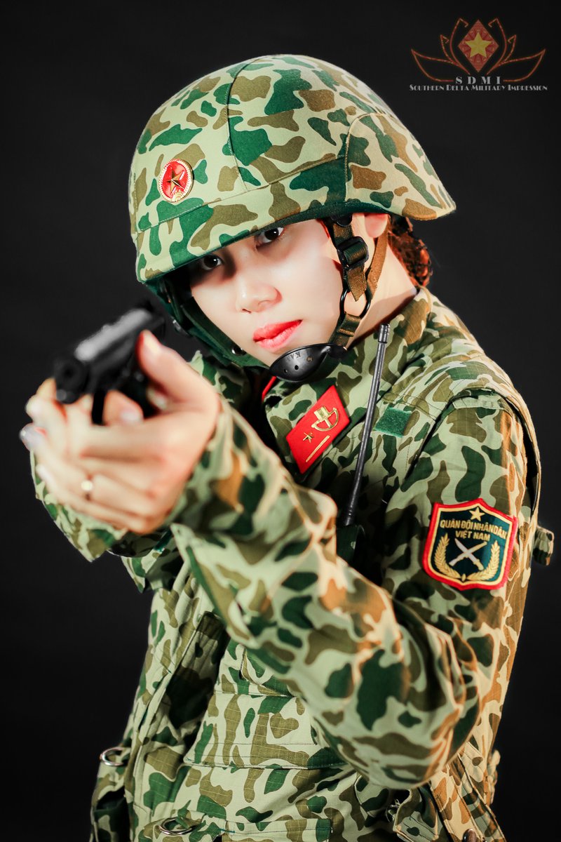 SDMImpression's tweet photo. Nữ chiến đấu viên đặc công biệt động giai đoạn 2016 – 2020.
Reenactor: My Candice.
Female soldier of Commando unit circa 2016 - 2020. https://t.co/eLQIUejVm4
