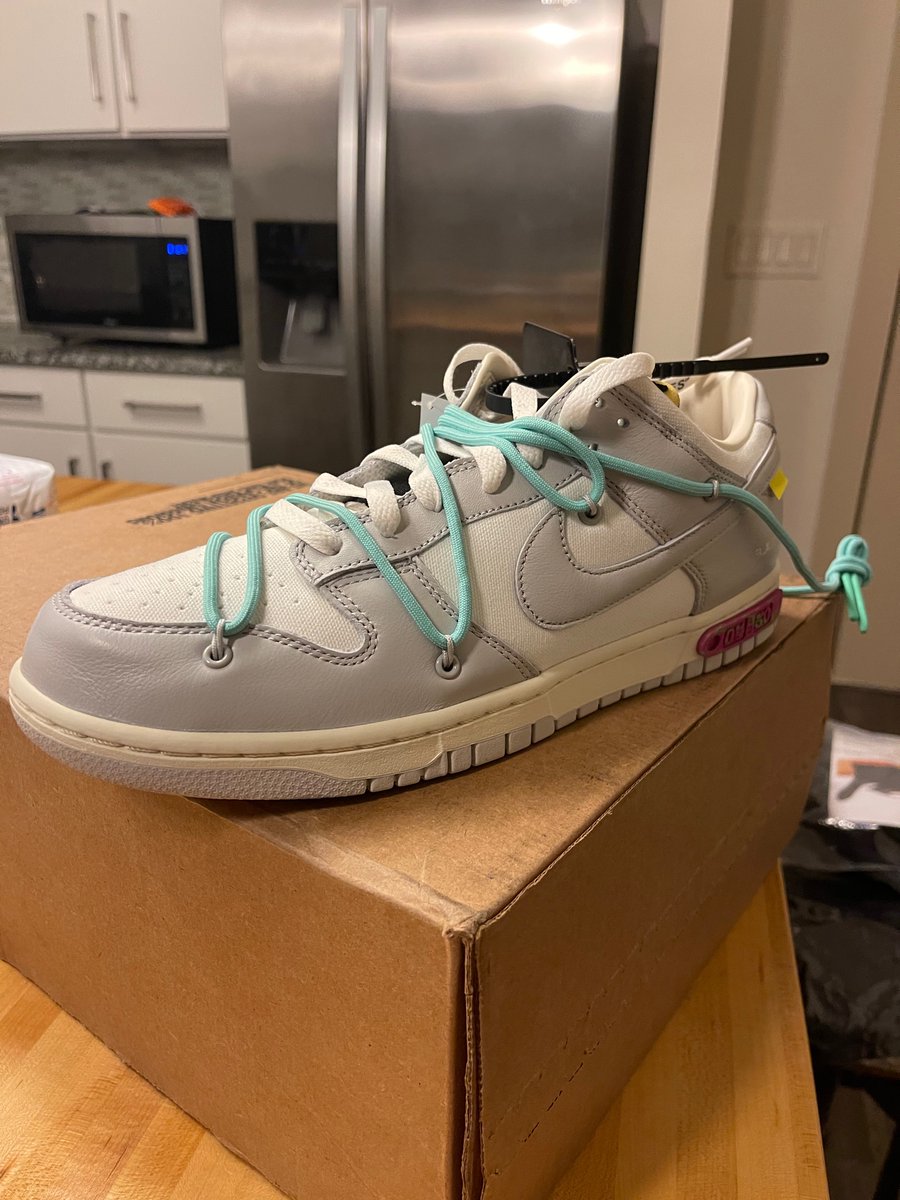 honestnickP's tweet photo. My best hit yet #dunks #OffwhiteDunks https://t.co/DgljwR2eIQ