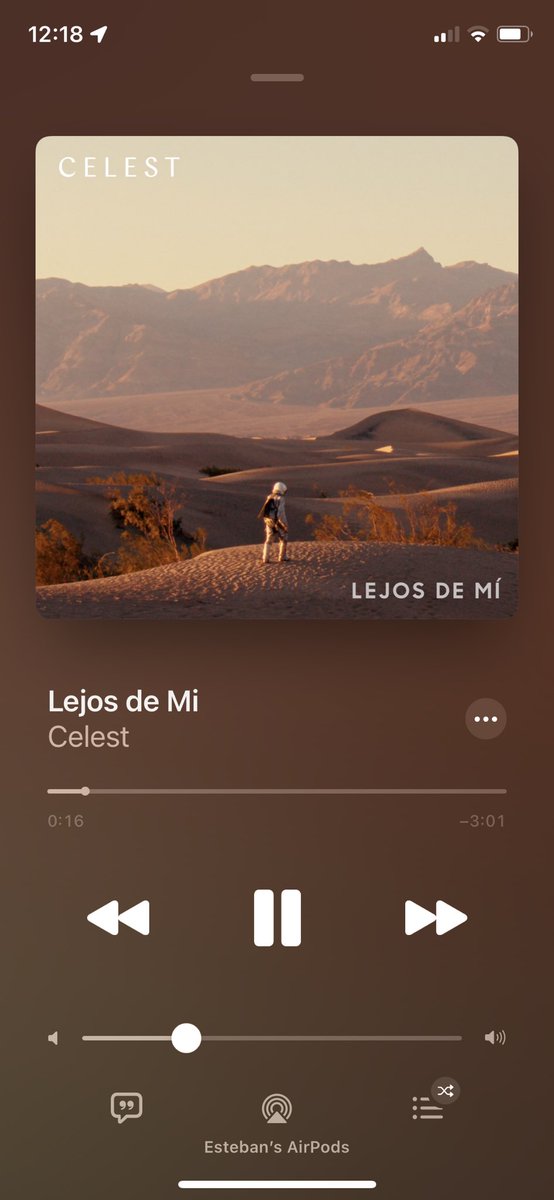 tebotin_'s tweet photo. Me gusta verte libre, viviendo lo que antes soñabas,
Lo demás son letras y canciones
Lo que siempre fuimos y nunca fue https://t.co/TS5DmlOhaM