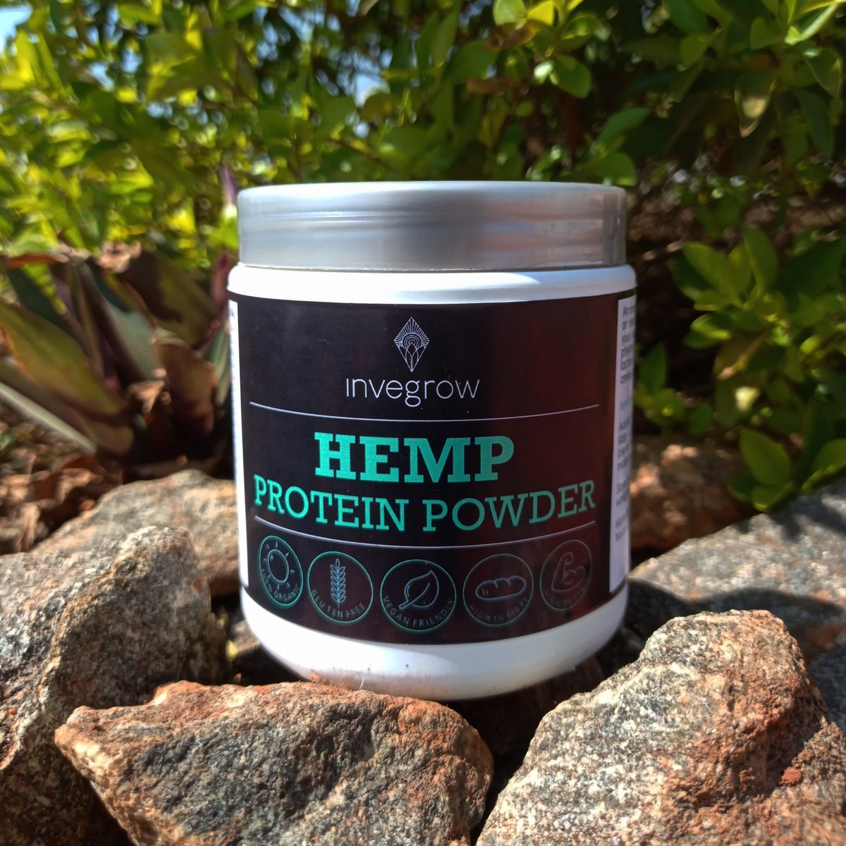 invegrow's tweet photo. Join us tomorrow - Saturday morning - at Woodlands monthly Farmers Market in #Lilongwe where #Invegrow will have some of our new #hempfood products on display for the first time. Come see, try and buy! All selling at 12,000mwk. https://t.co/AGixorUYQg