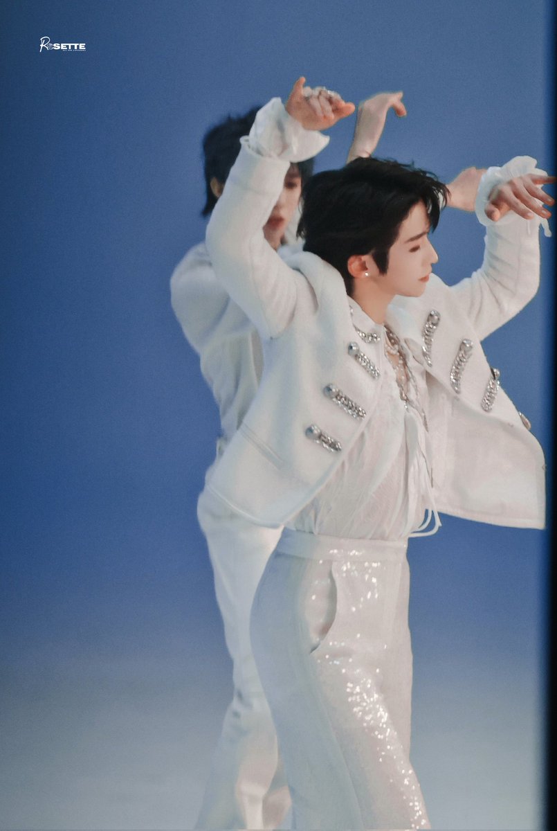 liuyu_updates's tweet image. Liuyu 『Wonderland Party』 Pics🐟💙
♡ 27 | 08 | 2021 ♡
© 微博『ROSETTE | 刘宇』
❄️ Follow @liuyu_updates for more updates❄️
#liuyu #into1 #刘宇 #chuang2021 #CHUANG2021final