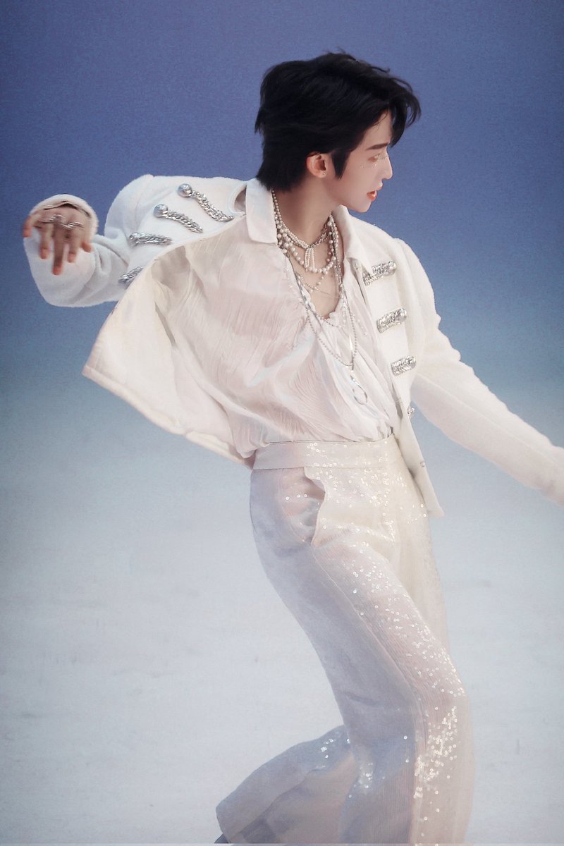 liuyu_updates's tweet image. Liuyu 『Wonderland Party』 Pics🐟💙🐋
♡ 27 | 08 | 2021 ♡
© 微博『ROSETTE | 刘宇』
❄️ Follow @liuyu_updates for more updates❄️
#liuyu #into1 #刘宇 #chuang2021 #CHUANG2021final