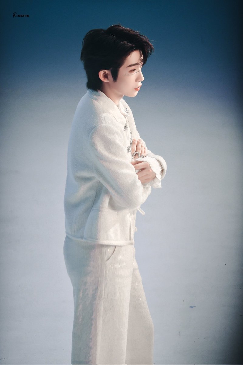 liuyu_updates's tweet image. Liuyu 『Wonderland Party』 Pics🐟💙🐋
♡ 27 | 08 | 2021 ♡
© 微博『ROSETTE | 刘宇』
❄️ Follow @liuyu_updates for more updates❄️
#liuyu #into1 #刘宇 #chuang2021 #CHUANG2021final