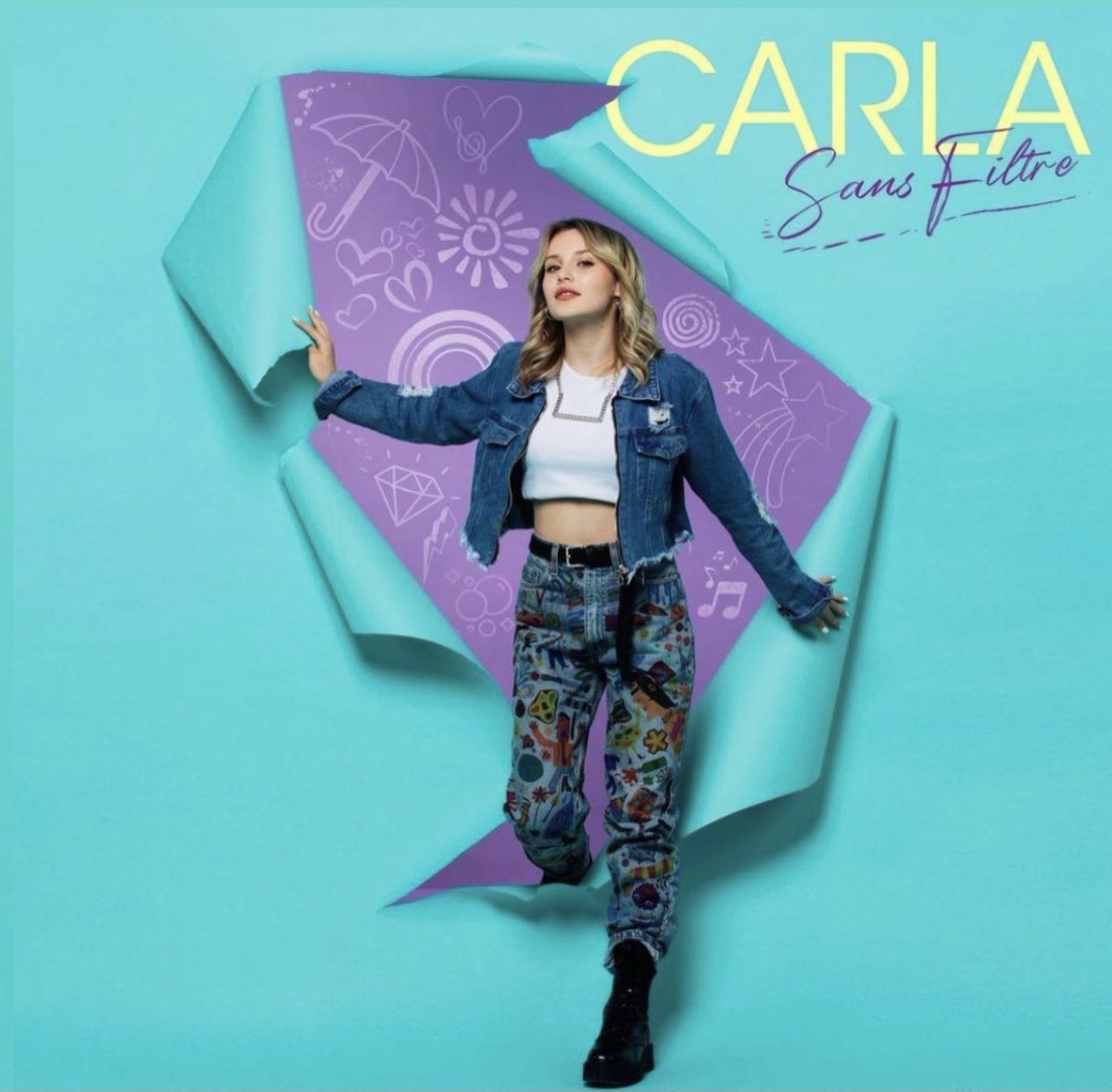 Mon nouvel album #sansfiltre est enfin disponible dans les bacs et sur toutes les plateformes de streaming 
Donnez moi vos impressions ? 
<a href="/LabelMCA/">MCA</a> <a href="/UMusicFrance/">Universal Music FR</a> <a href="/famarchal/">Fabrice MARCHAL</a> #sansfiltre #NewAlbum #music #musique #carlalazzari <a href="/FortniteFR/">Fortnite 🇫🇷 officiel</a> <a href="/FortniteGame/">FortniteGame</a>