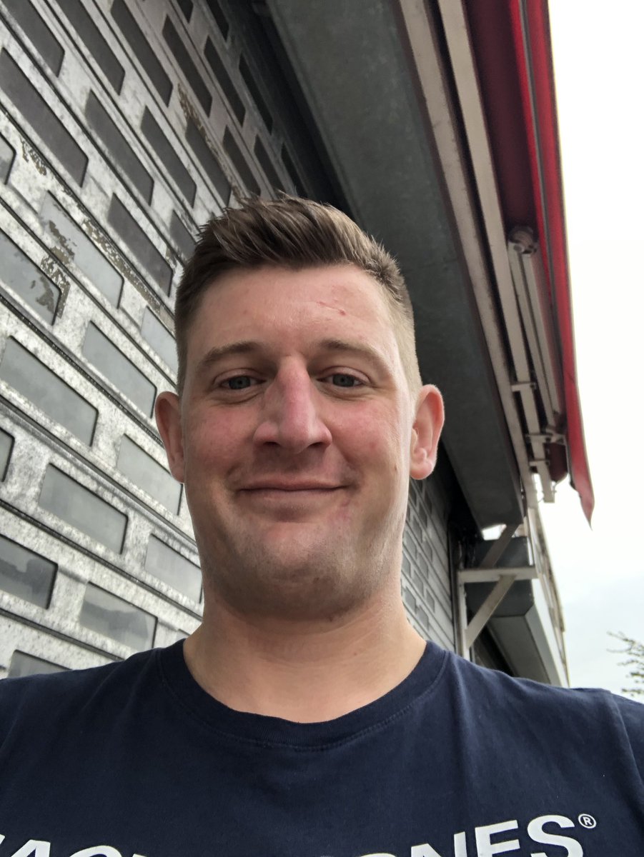 SoberCoach2's tweet photo. 102 days sober. From drinking 80 units a day and not knowing how to escape, to changing my mindset around alcohol and the realisation of my previous relationship with it. DM me for help #RecoveryPosse #odaat #sober #alcohol https://t.co/fIUxKMk9o8