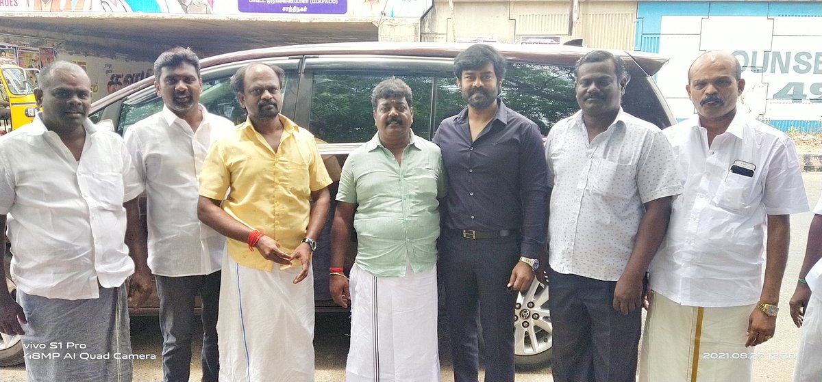 IDWingPandiAMMK's tweet photo. திருநெல்வேலி வருகை தந்த, திரைப்பட நடிகர் அண்ணன், திரு @studio9_suresh அவர்களை, மராட்டிய மாநில தேவர் முன்னேற்ற பேரவை செயலாளர், திரு C.அங்கத்தேவர் அவர்கள் சந்தித்தபோது. உடன் நிர்வாகிகள்...
#MMTMP https://t.co/BXQRanGPHK