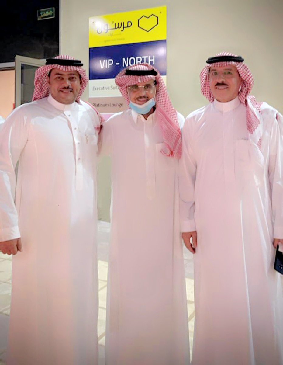 1- قوة الشخصية 
2- الفكر
3- الكاريزما 
4- المال

أربعة صفات إذا توفرت في الشخص أعلم بأنه 
الرجل المناسب ل #النصر من ضمنهم :

#العضو_النادر_عبداللطيف_الشثري
و عميدنا الغالي  #فهد_المشيقح
    <a href="/almshaiqh/">فهد المشيقح</a> 

ومحبكم جمعتنا هذه الصورة بعد الفوز الثمين
نسأل الله أن يوفقهما لخدمة #العالمي