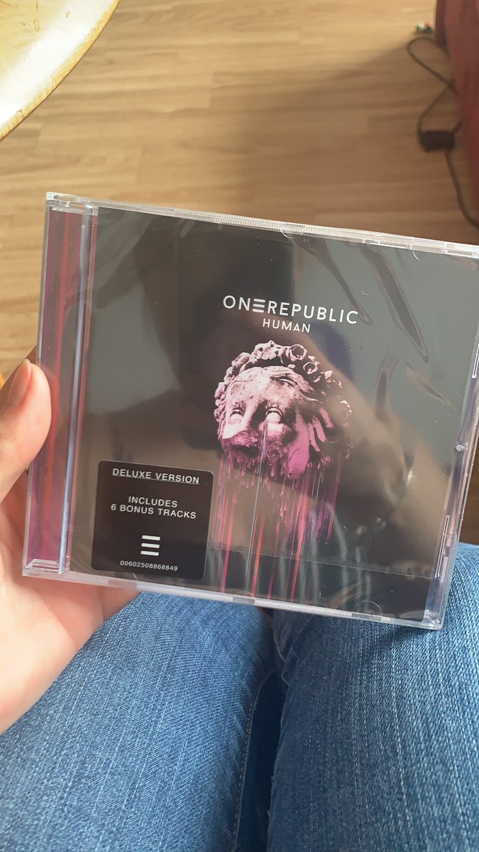 OneResa's tweet image. Pre-Ordered in Feb 2020 - received today! Super excited 🥳🔥
@OneRepublic #Human